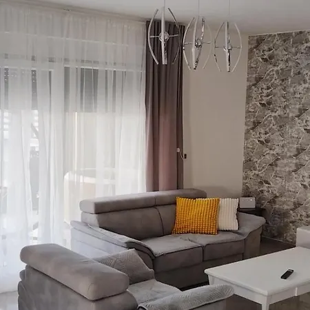 Villa Lago